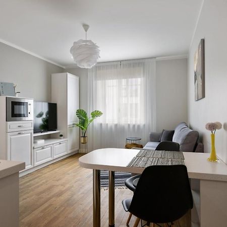 Brand New, Cozy And Quiet 1 Bedroom Apartment, Free Parking Tallinn Exterior foto